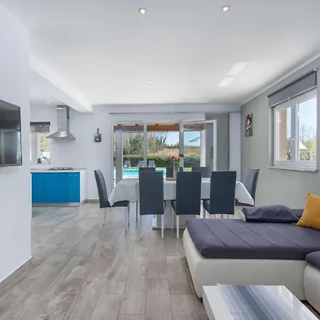 Perhat Ferienhaus