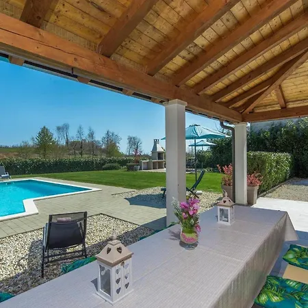 Ferienhaus Perhat Poreč